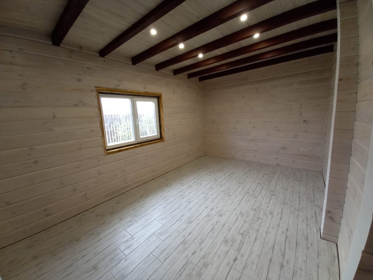 Отделка дома из клеёного бруса (Краснодарский край) Отделка дома из клеёного бруса (Краснодарский край)